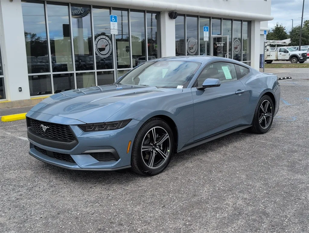 2025 Ford Mustang EcoBoost Premium photo 4