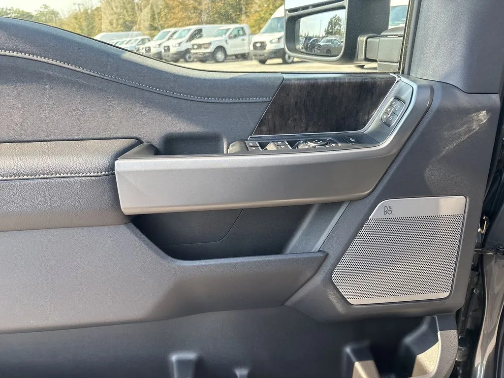 2026 Ford F-350 Super Duty Lariat - Photo 14