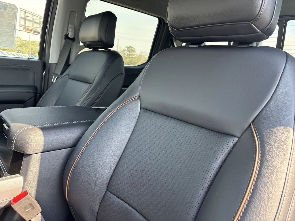 2026 Ford F-350 Super Duty Lariat - Photo 12