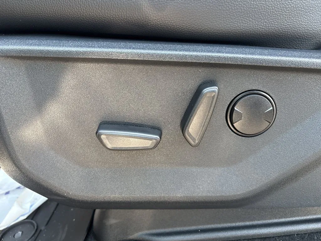 2026 Ford F-350 Super Duty Lariat - Photo 13