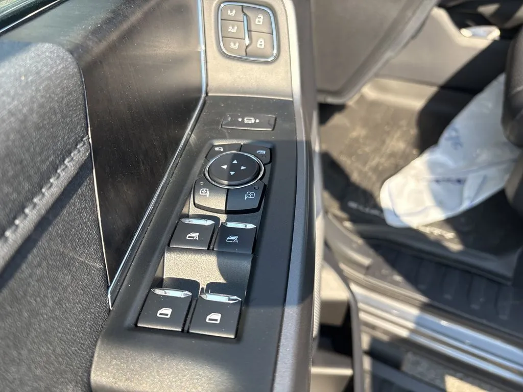 2026 Ford F-350 Super Duty Lariat - Photo 15