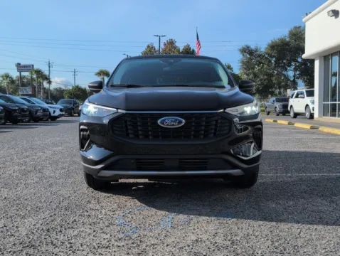 More photos of 2026 Ford Escape Active at Step One Ford Crestview, FL