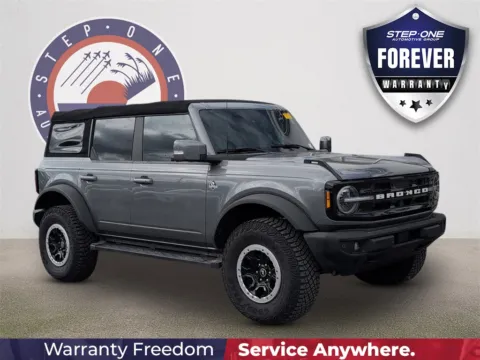Gray 2022 Ford Bronco Outer Banks for sale in Crestview, FL