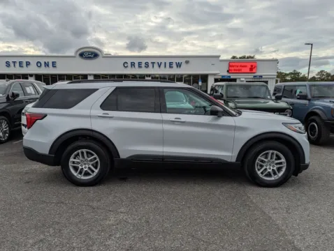 More photos of 2026 Ford Explorer Active at Step One Ford Crestview, FL