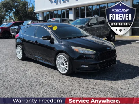Black 2017 Ford Focus ST for sale in Crestview, FL