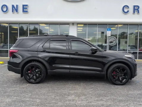 More photos of 2023 Ford Explorer ST at Step One Ford Crestview, FL