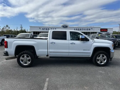 More photos of 2016 GMC Sierra 2500HD SLT at Step One Ford Crestview, FL