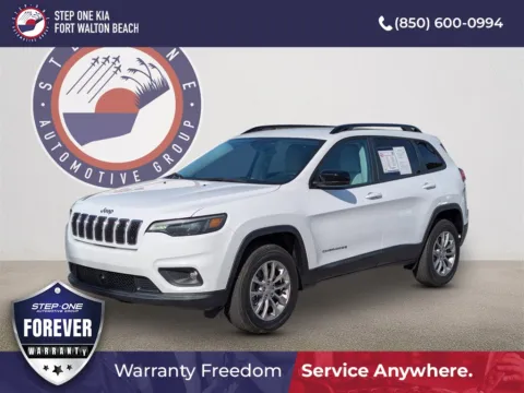 White 2022 Jeep Cherokee Latitude Lux for sale in Fort Walton Beach, FL