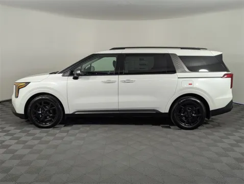 More photos of 2026 Kia Carnival Hybrid SX at Step One Kia Fort Walton Beach, FL