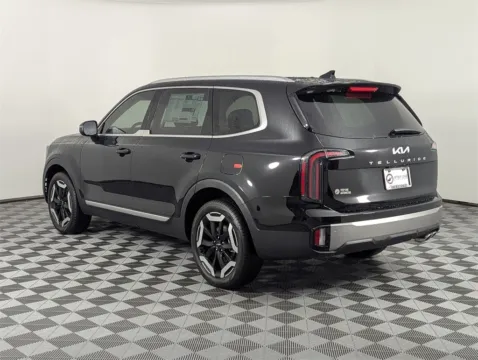 More photos of 2025 Kia Telluride EX at Step One Kia Fort Walton Beach, FL