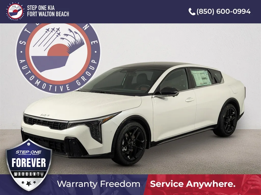 White 2025 Kia K4 GT-Line Turbo for sale in Fort Walton Beach, FL