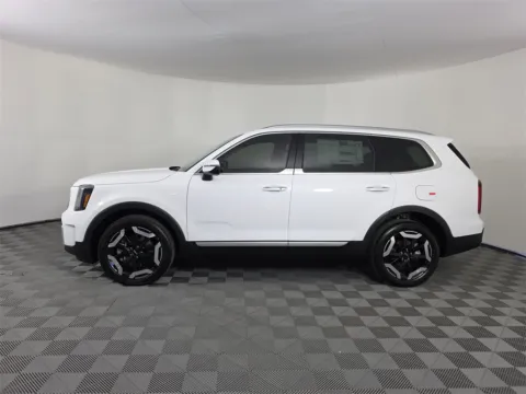 More photos of 2025 Kia Telluride S at Step One Kia Fort Walton Beach, FL