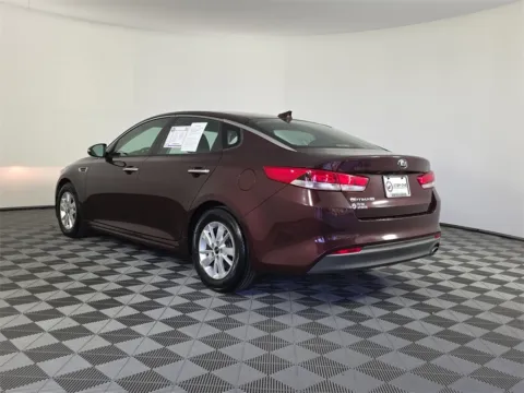 More photos of 2018 Kia Optima LX at Step One Kia Fort Walton Beach, FL