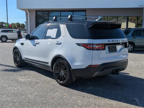 More photos of 2020 Land Rover Discovery HSE Luxury at Step One Kia Fort Walton Beach, FL