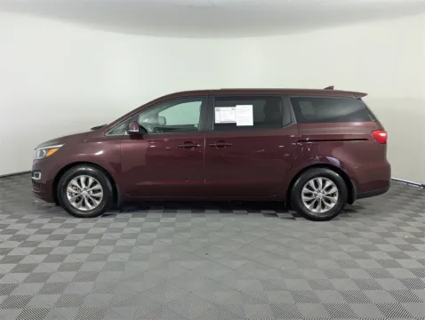 More photos of 2020 Kia Sedona LX at Step One Kia Fort Walton Beach, FL