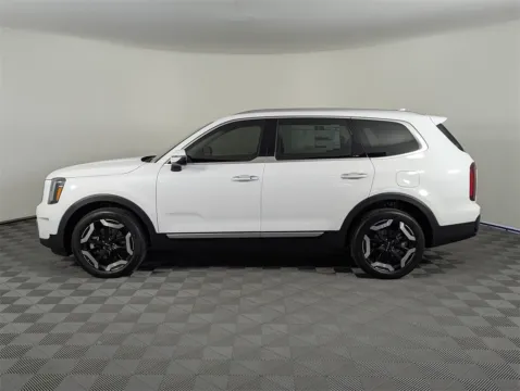 More photos of 2025 Kia Telluride S at Step One Kia Fort Walton Beach, FL