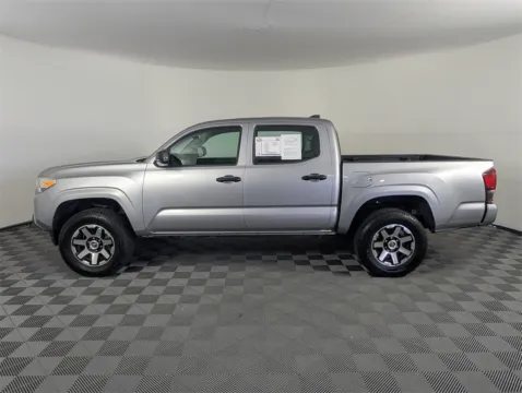 More photos of 2018 Toyota Tacoma SR5 at Step One Kia Fort Walton Beach, FL