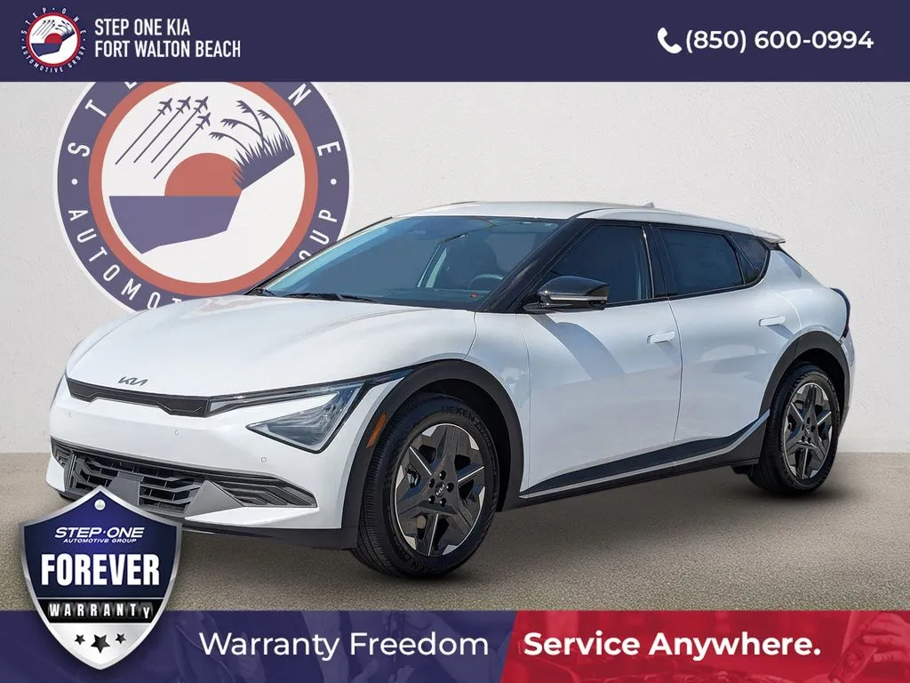 White 2025 Kia EV6 Light for sale in Fort Walton Beach, FL