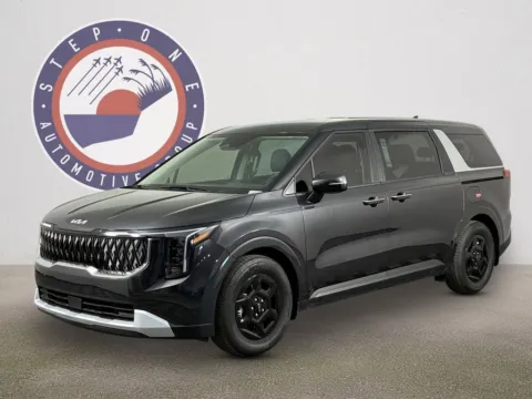 Photos of 2026 Kia Carnival LXS for sale in Fort Walton Beach, FL at Step One Kia Fort Walton Beach