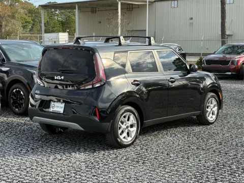 More photos of 2023 Kia Soul LX at Step One Kia Fort Walton Beach, FL