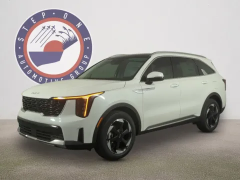 Photos of 2026 Kia Sorento Hybrid EX for sale in Fort Walton Beach, FL at Step One Kia Fort Walton Beach