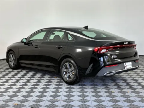 More photos of 2022 Kia K5 LX at Step One Kia Fort Walton Beach, FL