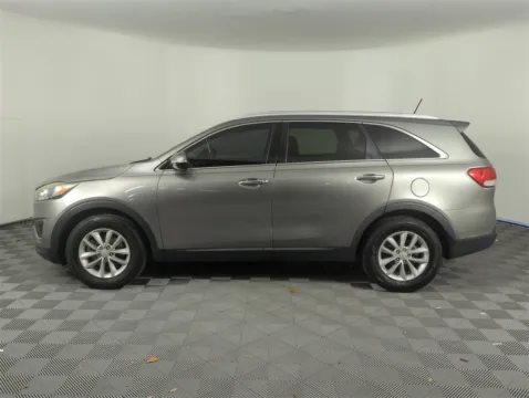 More photos of 2016 Kia Sorento LX at Step One Kia Fort Walton Beach, FL