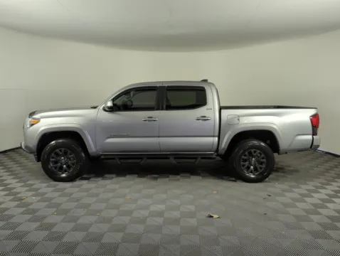 More photos of 2021 Toyota Tacoma SR5 at Step One Kia Fort Walton Beach, FL