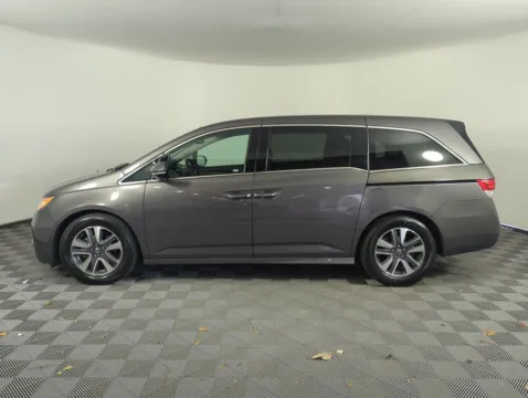 More photos of 2016 Honda Odyssey Touring at Step One Kia Fort Walton Beach, FL
