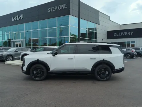 More photos of 2027 Kia Telluride Hybrid X-Line SX at Step One Kia Fort Walton Beach, FL