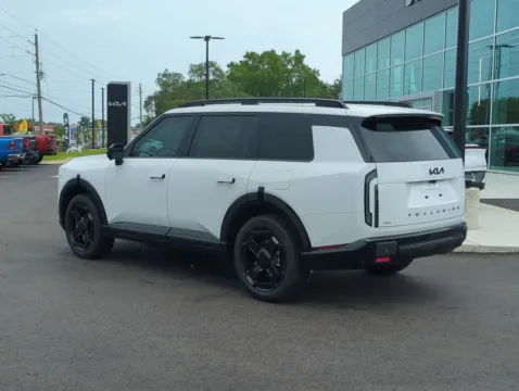 More photos of 2027 Kia Telluride Hybrid X-Line SX at Step One Kia Fort Walton Beach, FL