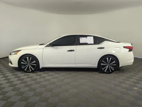More photos of 2021 Nissan Altima 2.5 SR at Step One Kia Fort Walton Beach, FL