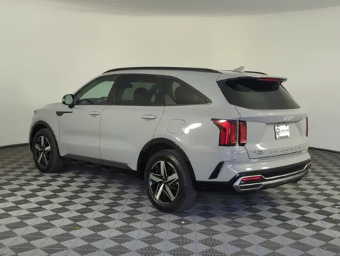More photos of 2022 Kia Sorento EX at Step One Kia Fort Walton Beach, FL
