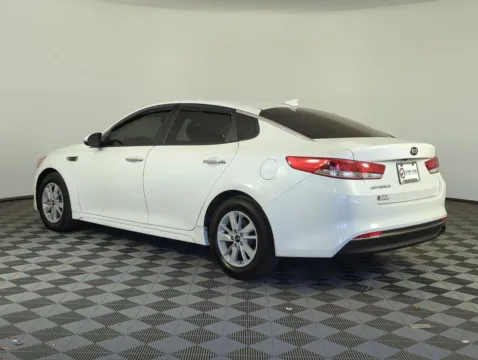 More photos of 2016 Kia Optima LX at Step One Kia Fort Walton Beach, FL