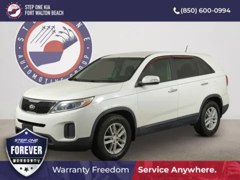 White 2014 Kia Sorento LX for sale in Fort Walton Beach, FL