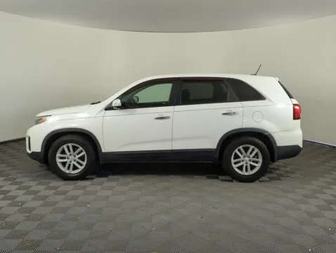 More photos of 2014 Kia Sorento LX at Step One Kia Fort Walton Beach, FL