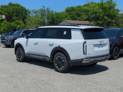 More photos of 2027 Kia Telluride Hybrid EX at Step One Kia Fort Walton Beach, FL