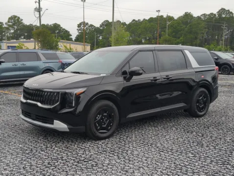 Photos of 2026 Kia Carnival LXS for sale in Fort Walton Beach, FL at Step One Kia Fort Walton Beach
