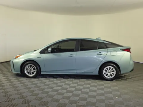More photos of 2021 Toyota Prius L at Step One Kia Fort Walton Beach, FL