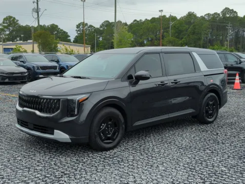 Photos of 2026 Kia Carnival LXS for sale in Fort Walton Beach, FL at Step One Kia Fort Walton Beach