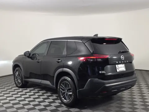 More photos of 2021 Nissan Rogue S at Step One Kia Fort Walton Beach, FL