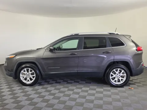 More photos of 2018 Jeep Cherokee Latitude Plus at Step One Kia Fort Walton Beach, FL