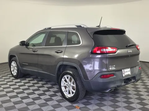 More photos of 2018 Jeep Cherokee Latitude Plus at Step One Kia Fort Walton Beach, FL