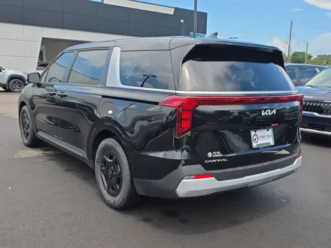 More photos of 2026 Kia Carnival LXS at Step One Kia Fort Walton Beach, FL