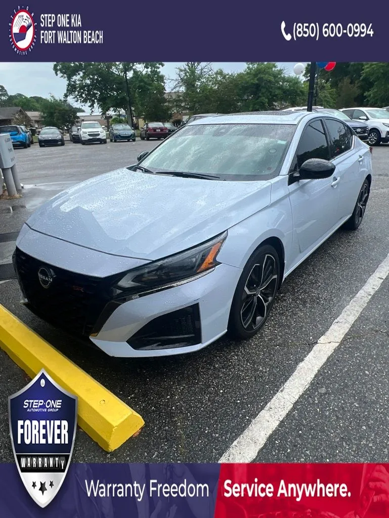 White 2023 Nissan Altima 2.5 SR for sale in Fort Walton Beach, FL
