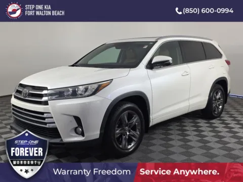 White 2017 Toyota Highlander Limited Platinum for sale in Fort Walton Beach, FL