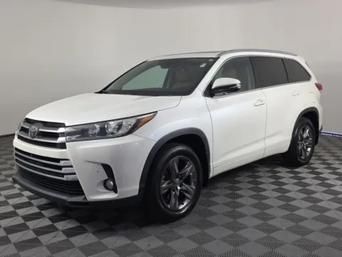 Photos of 2017 Toyota Highlander Limited Platinum for sale in Fort Walton Beach, FL at Step One Kia Fort Walton Beach