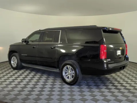More photos of 2019 Chevrolet Suburban LT at Step One Kia Fort Walton Beach, FL