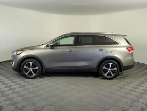 More photos of 2016 Kia Sorento EX at Step One Kia Fort Walton Beach, FL