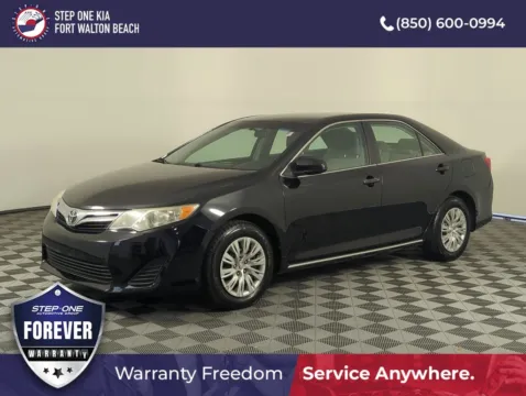 Black 2013 Toyota Camry LE for sale in Fort Walton Beach, FL